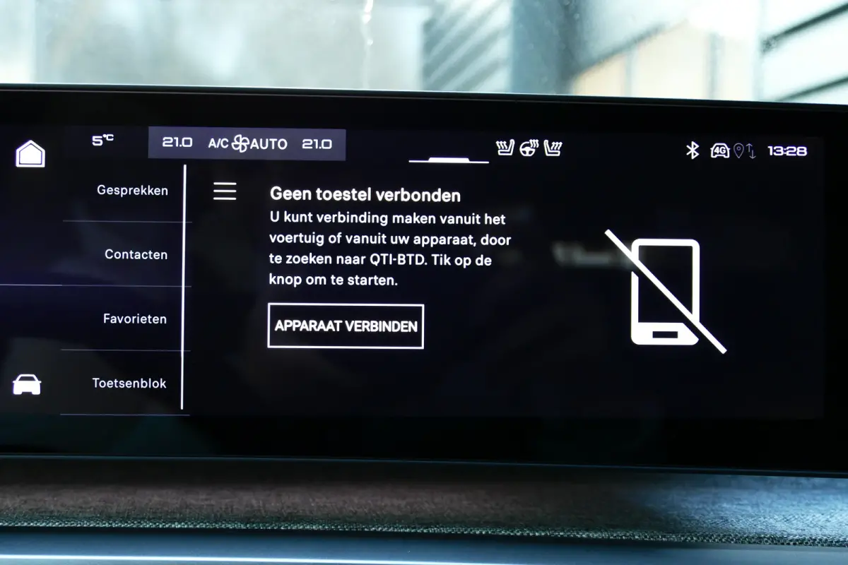 1.2 HYBRID 145PK GT AUTOMAAT / NAVI /CLIMA / PDC / 19"LMV / CAMERA / ELEKTR. ACHTERKLEP / KEYLESS / FULL-LED / WINTERPAKKET / ADAPT. CRUISECONTROL / 1E EIGENAAR / SCHITTERENDE STAAT !!