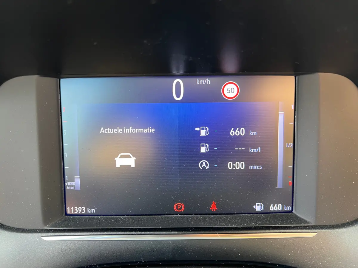 1.2 Turbo Yes 100 | Airco | Cruise | Stoel- & Stuurverwarming | Apple Carplay/Android Auto | Sportstoelen | 16" Lichtmetaal |