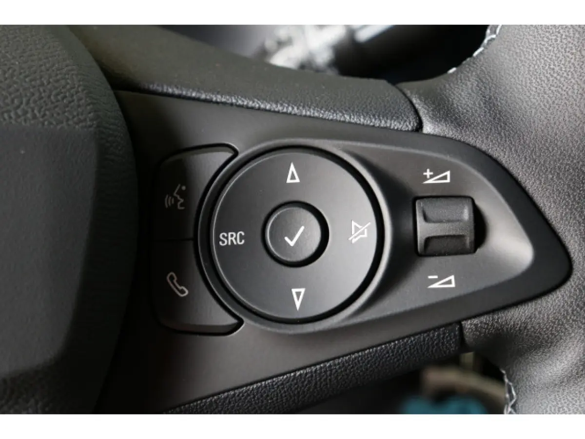 1.2 Turbo Yes 100 | Airco | Cruise | Stoel- & Stuurverwarming | Apple Carplay/Android Auto | Sportstoelen | 16" Lichtmetaal |