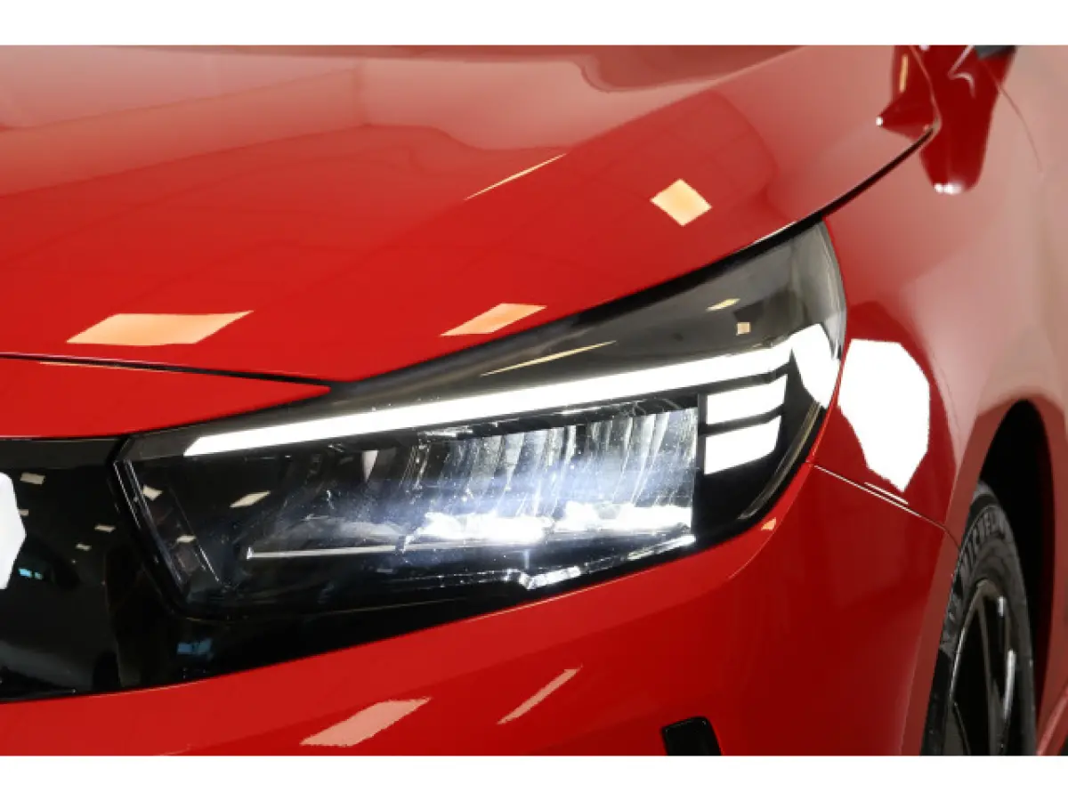 1.2 Turbo Yes 100 | Airco | Cruise | Stoel- & Stuurverwarming | Apple Carplay/Android Auto | Sportstoelen | 16" Lichtmetaal |