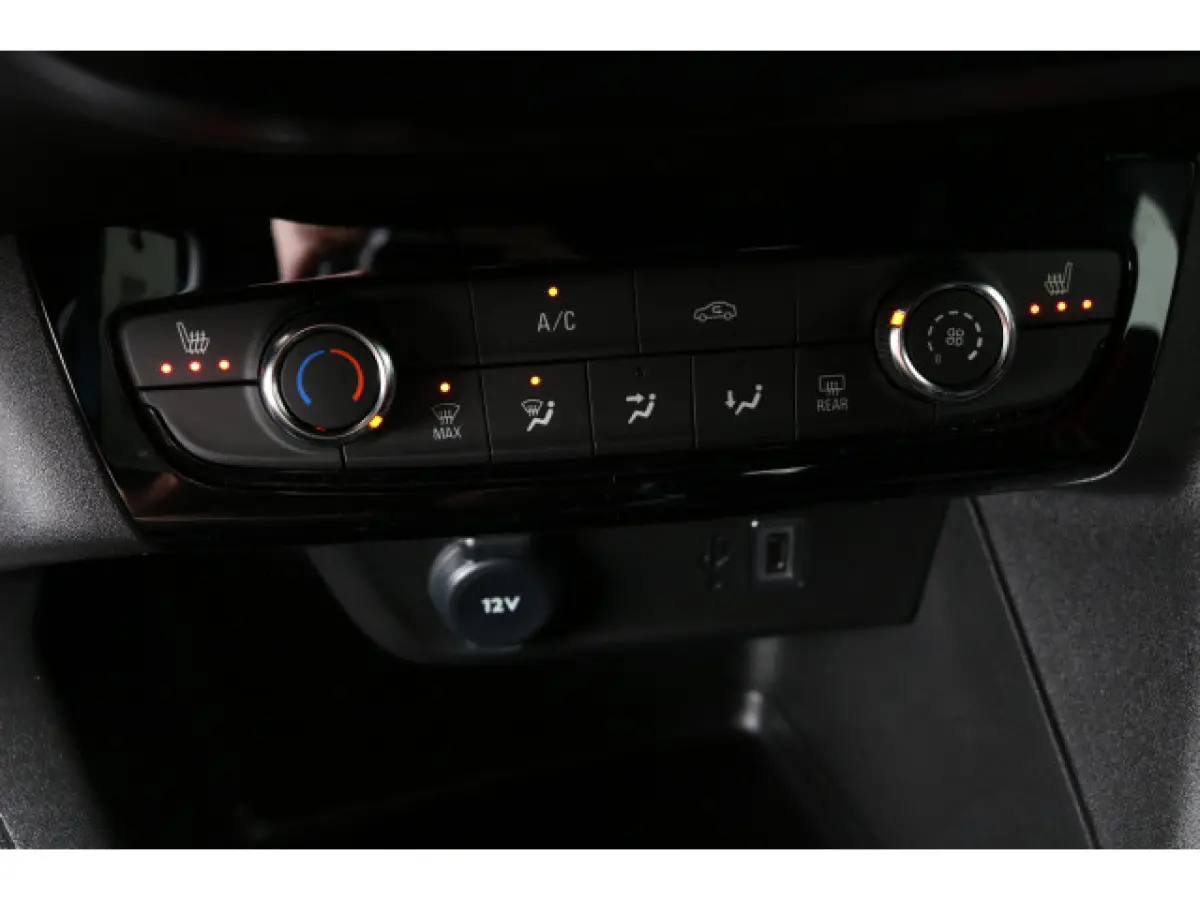 1.2 Turbo Yes 100 | Airco | Cruise | Stoel- & Stuurverwarming | Apple Carplay/Android Auto | Sportstoelen | 16" Lichtmetaal |