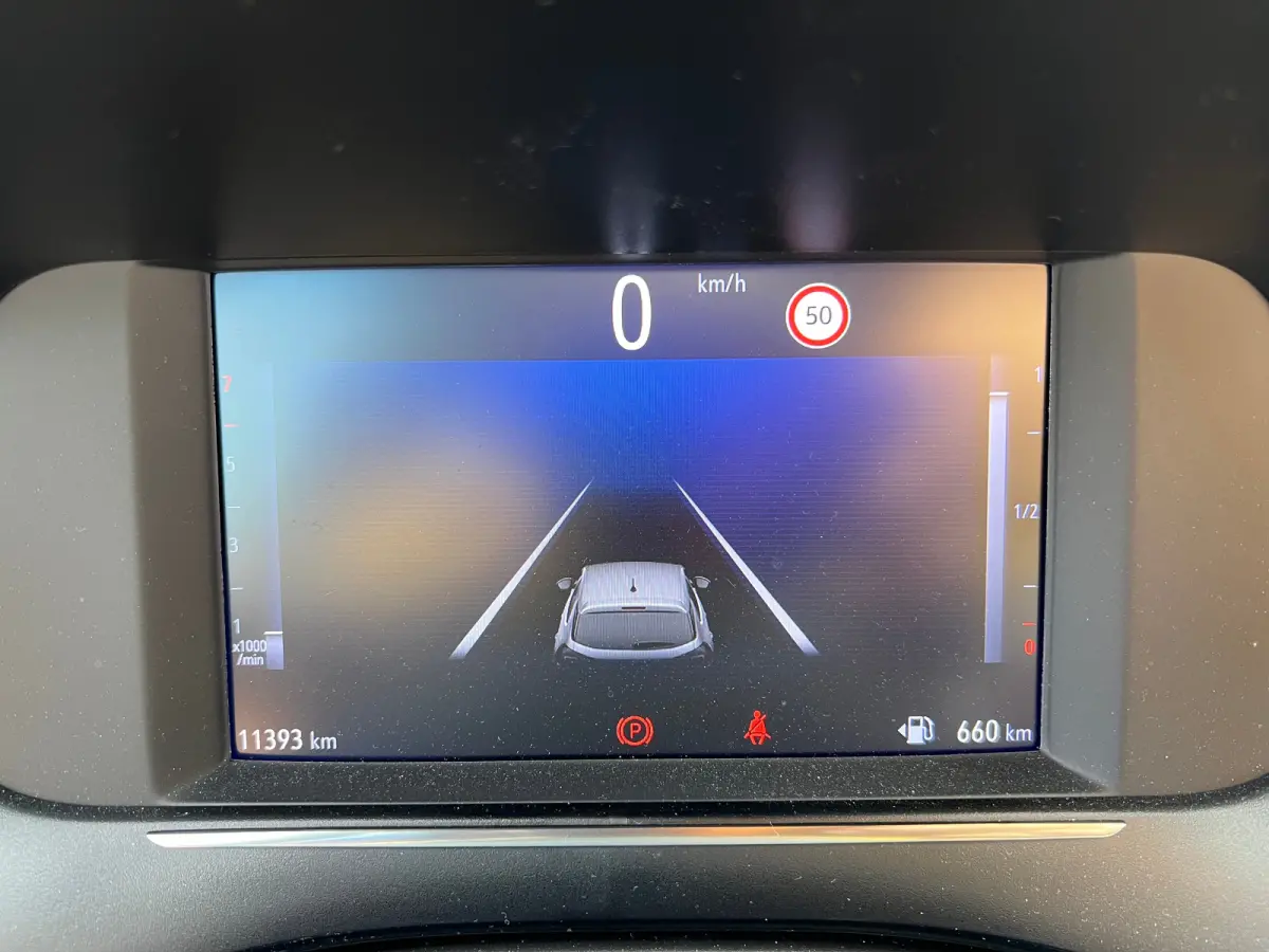 1.2 Turbo Yes 100 | Airco | Cruise | Stoel- & Stuurverwarming | Apple Carplay/Android Auto | Sportstoelen | 16" Lichtmetaal |
