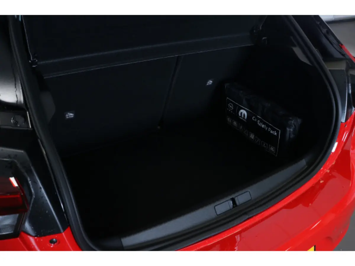 1.2 Turbo Yes 100 | Airco | Cruise | Stoel- & Stuurverwarming | Apple Carplay/Android Auto | Sportstoelen | 16" Lichtmetaal |