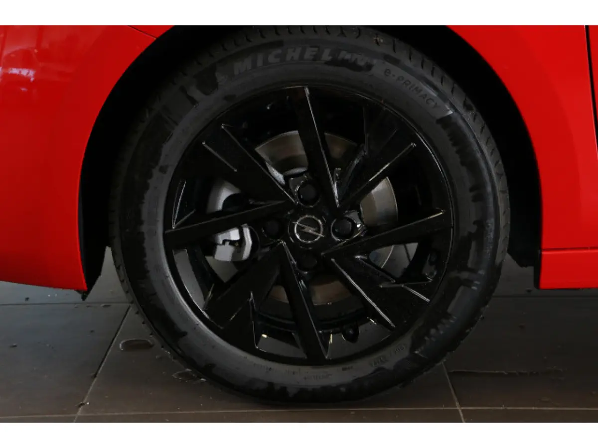 1.2 Turbo Yes 100 | Airco | Cruise | Stoel- & Stuurverwarming | Apple Carplay/Android Auto | Sportstoelen | 16" Lichtmetaal |