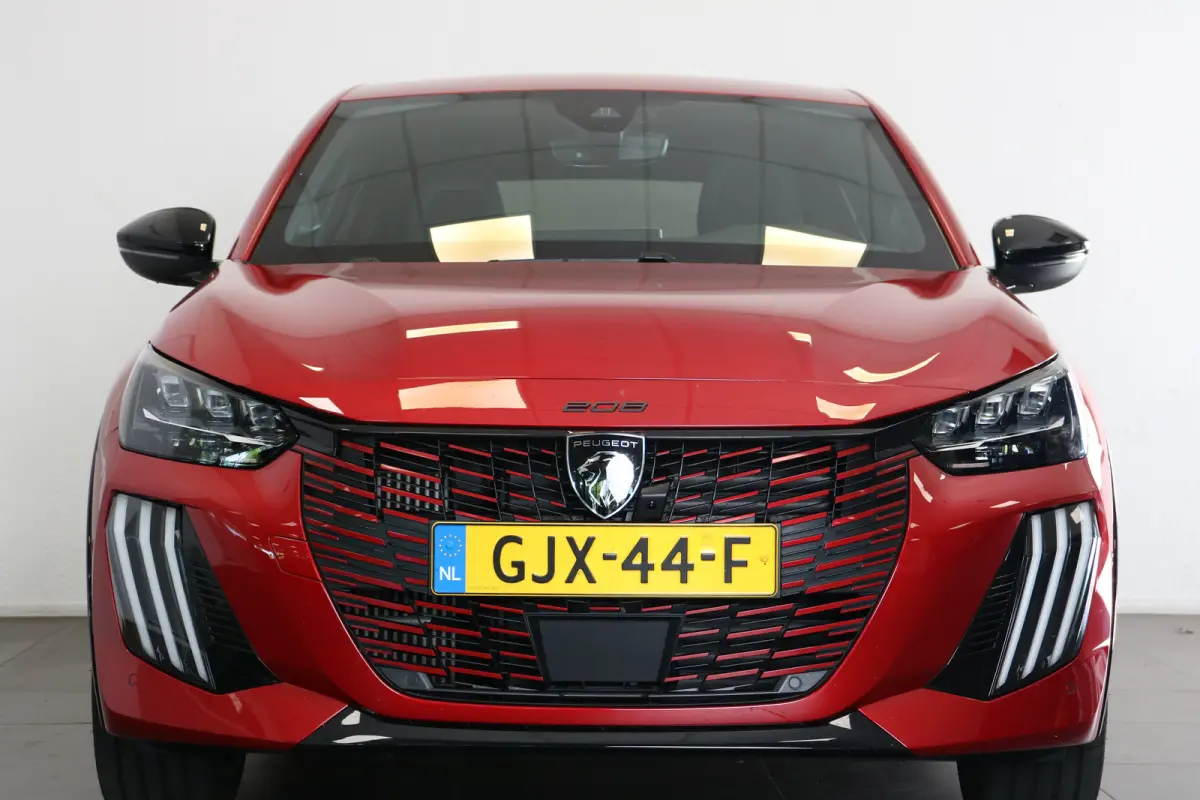 1.2 Hybrid 100 e-DCS6 GT | Navi | Alcantara | El. verst. + Stoelverw. + Massage | Ad. Cruise | Clima | Camera V+A | Parkeersensoren V+A | 17" Lichtmetaal | Metallic |