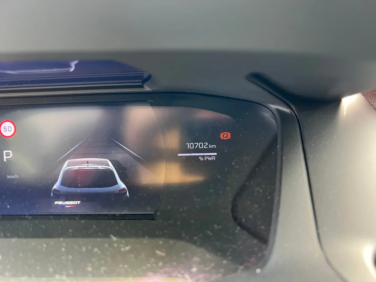 1.2 Hybrid 100 e-DCS6 GT | Navi | Alcantara | El. verst. + Stoelverw. + Massage | Ad. Cruise | Clima | Camera V+A | Parkeersensoren V+A | 17" Lichtmetaal | Metallic |