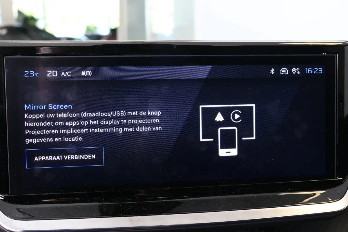 1.2 Hybrid 100 e-DCS6 GT | Navi | Alcantara | El. verst. + Stoelverw. + Massage | Ad. Cruise | Clima | Camera V+A | Parkeersensoren V+A | 17" Lichtmetaal | Metallic |