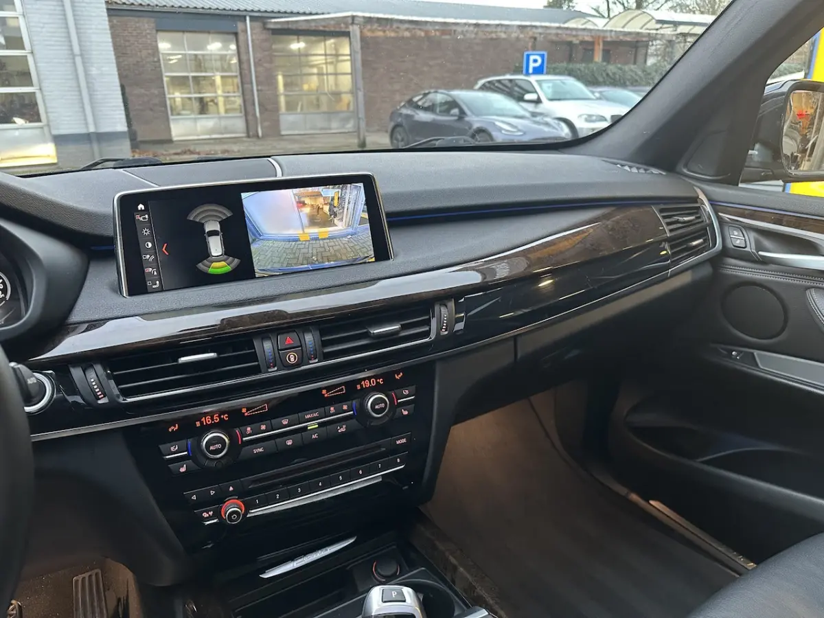 XDrive40e iPerformance M Sport Edition