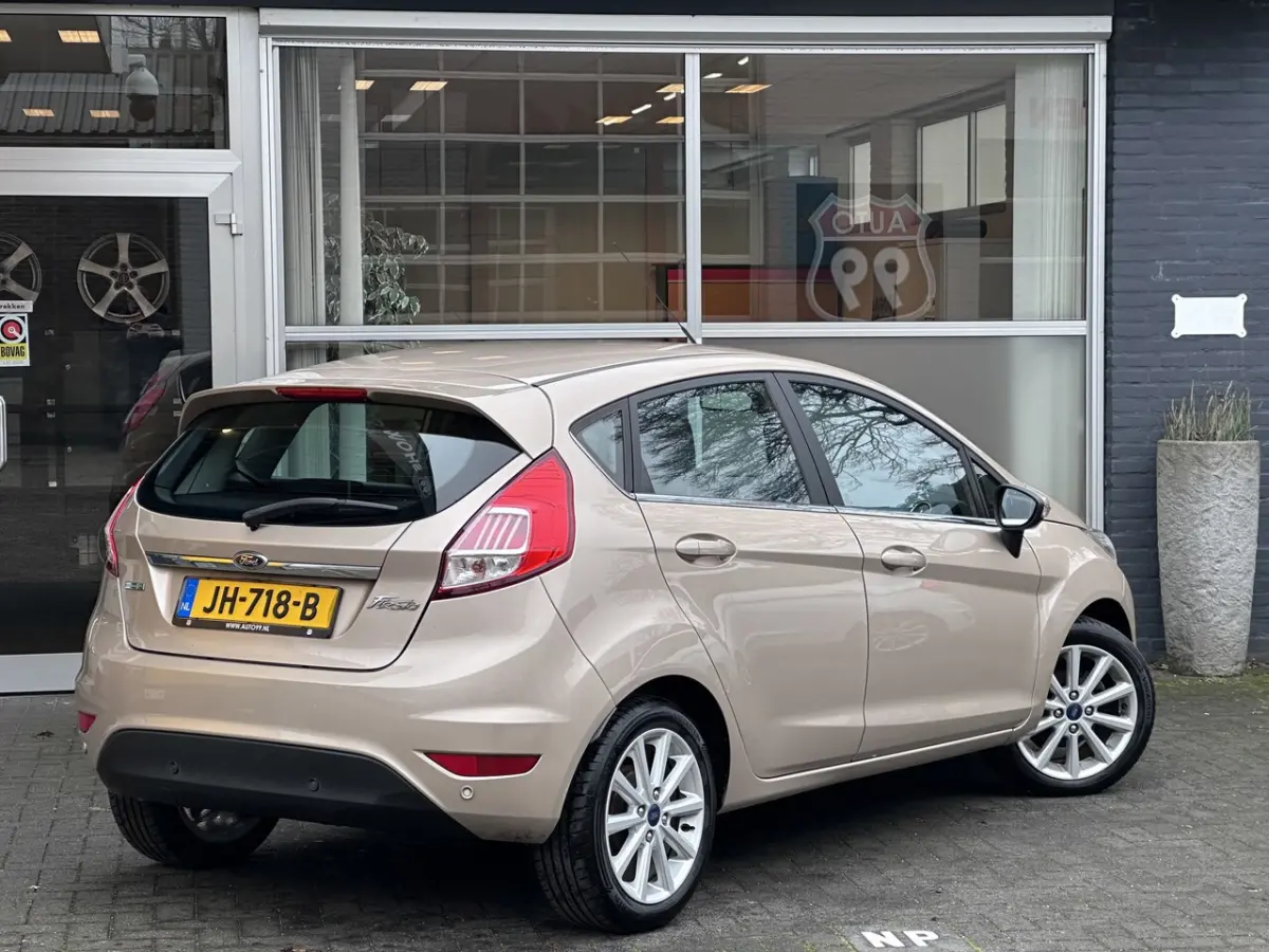 1.0 EcoBoost Titanium