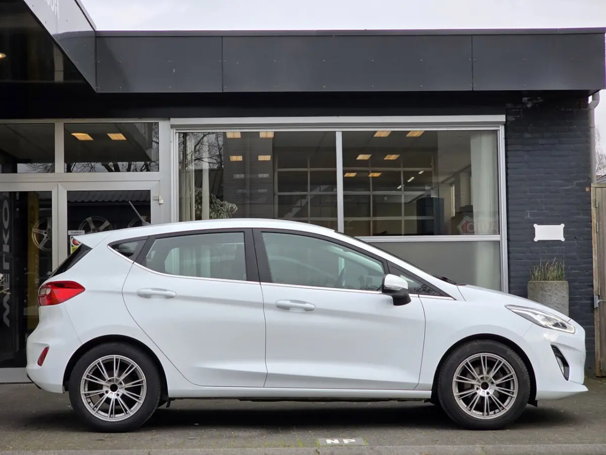 1.0 EcoBoost Titanium