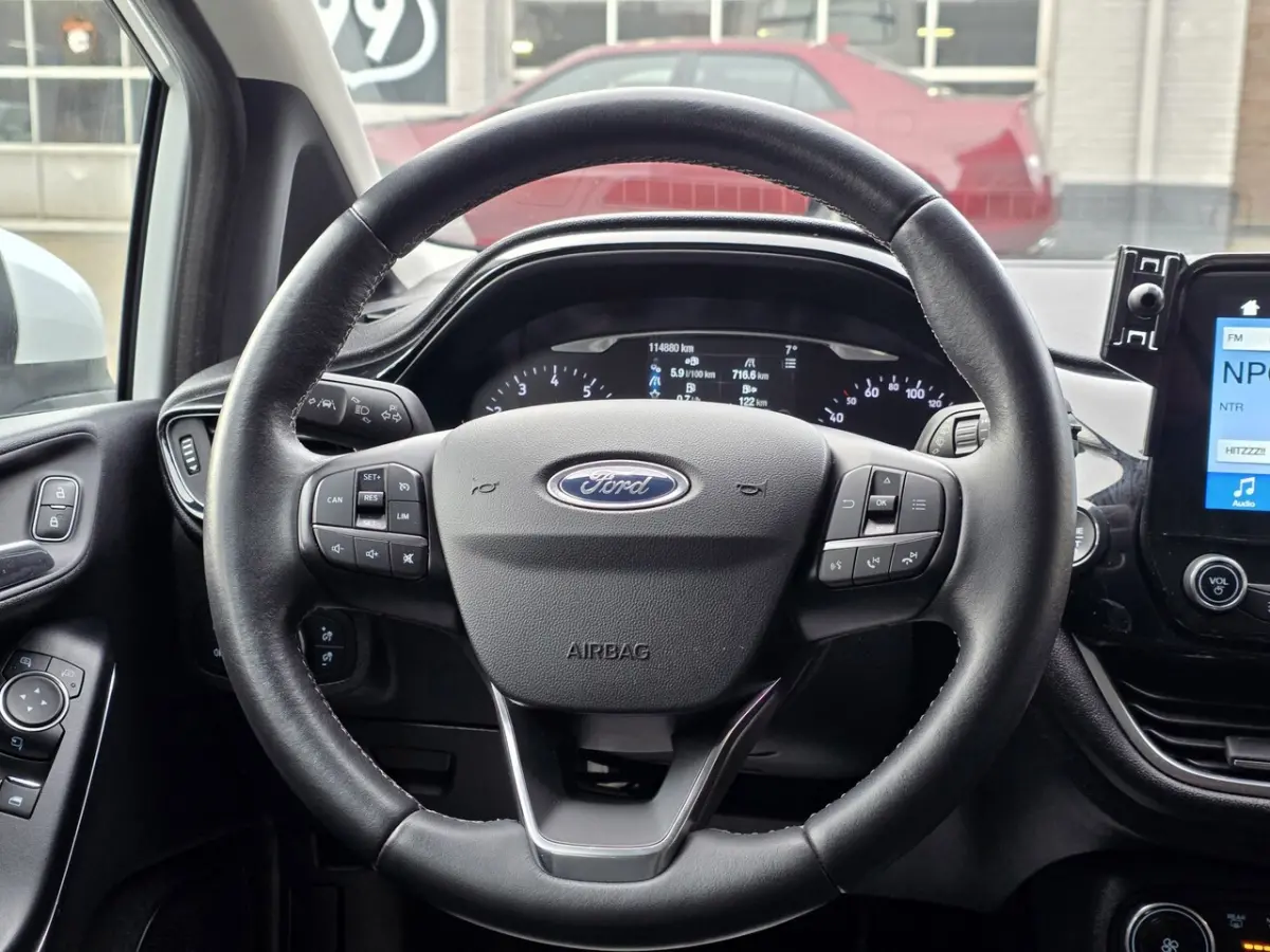 1.0 EcoBoost Titanium