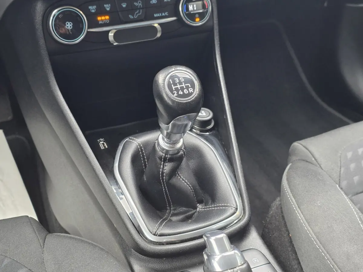 1.0 EcoBoost Titanium