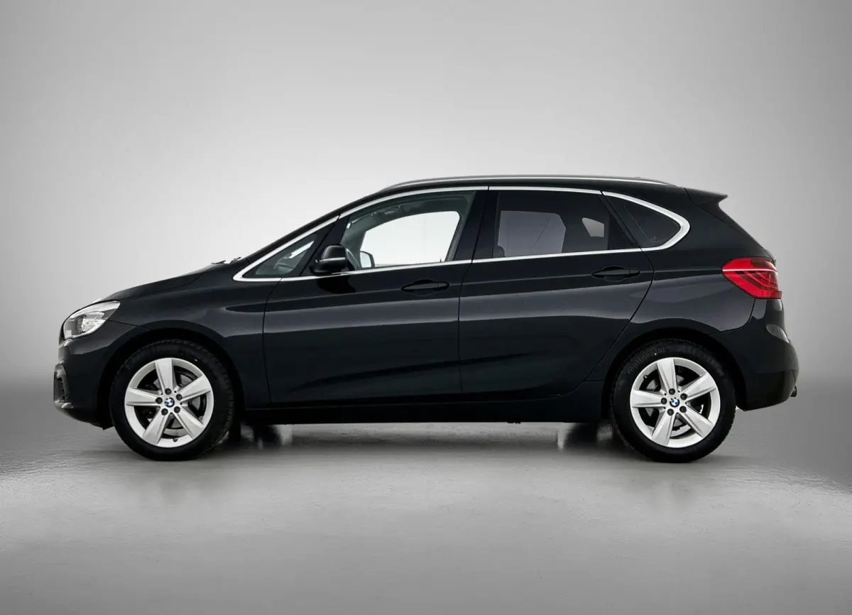 218i Executive NAVI | CRUISE | LED
