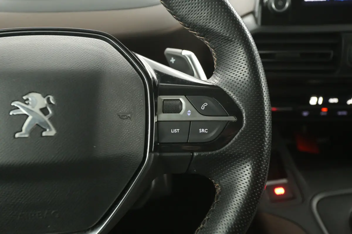 1.2 Puretech L2 GT 7p. 131PK | Automaat | Clima | Camera | Cruise | 2xSchuifdeur | Carplay