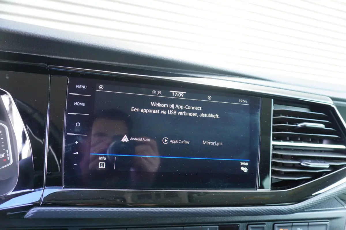 199pk Automaat 4x4 Bulli Dubbele cabine Trekhaak Camera Apple Carplay Navigatie digitaal dashboard ACC Cruise control Stoelverwarming