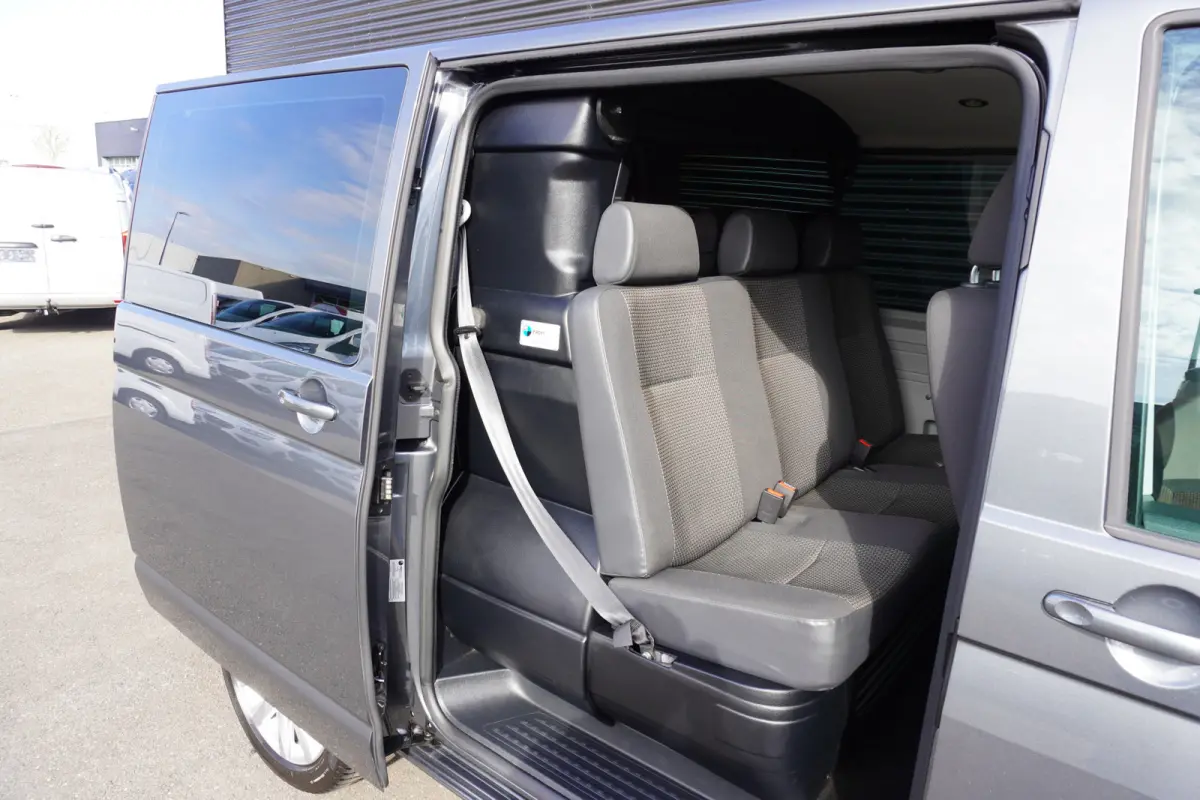 199pk Automaat 4x4 Bulli Dubbele cabine Trekhaak Camera Apple Carplay Navigatie digitaal dashboard ACC Cruise control Stoelverwarming