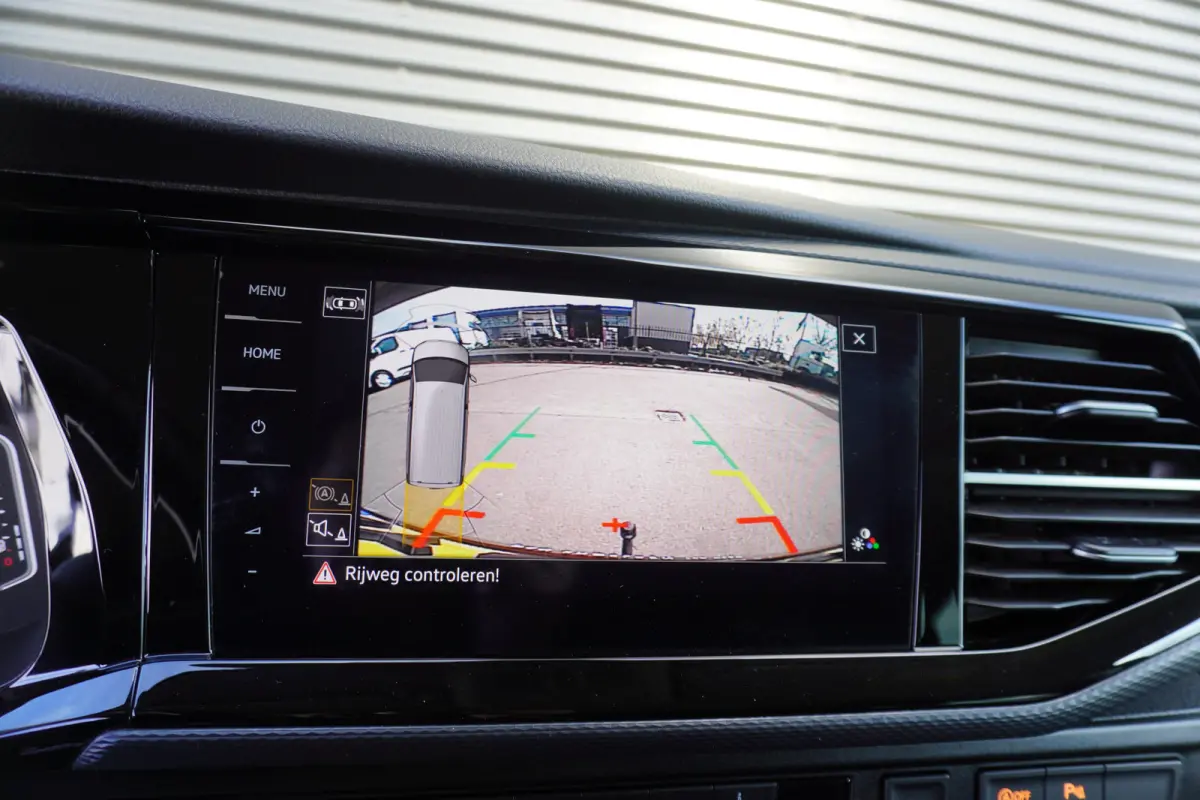 199pk Automaat 4x4 Bulli Dubbele cabine Trekhaak Camera Apple Carplay Navigatie digitaal dashboard ACC Cruise control Stoelverwarming