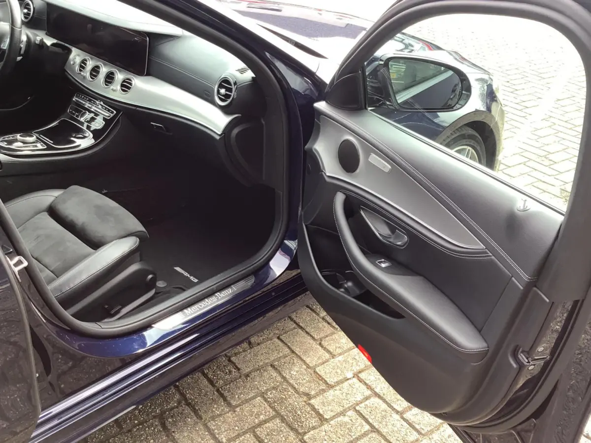 200 Business Solution AMG pakket, Plus Upgrade Edition