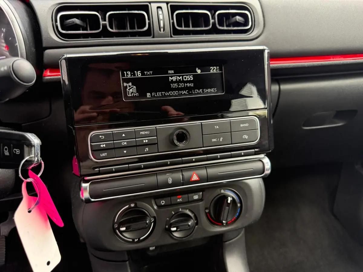 1.2 PureTech Airco Cruise MF Stuur Isofix Mp3 Led 2017 Perfecte Staat Eerste Eigenaar Historie Aanwezig incl 12 maanden garantie