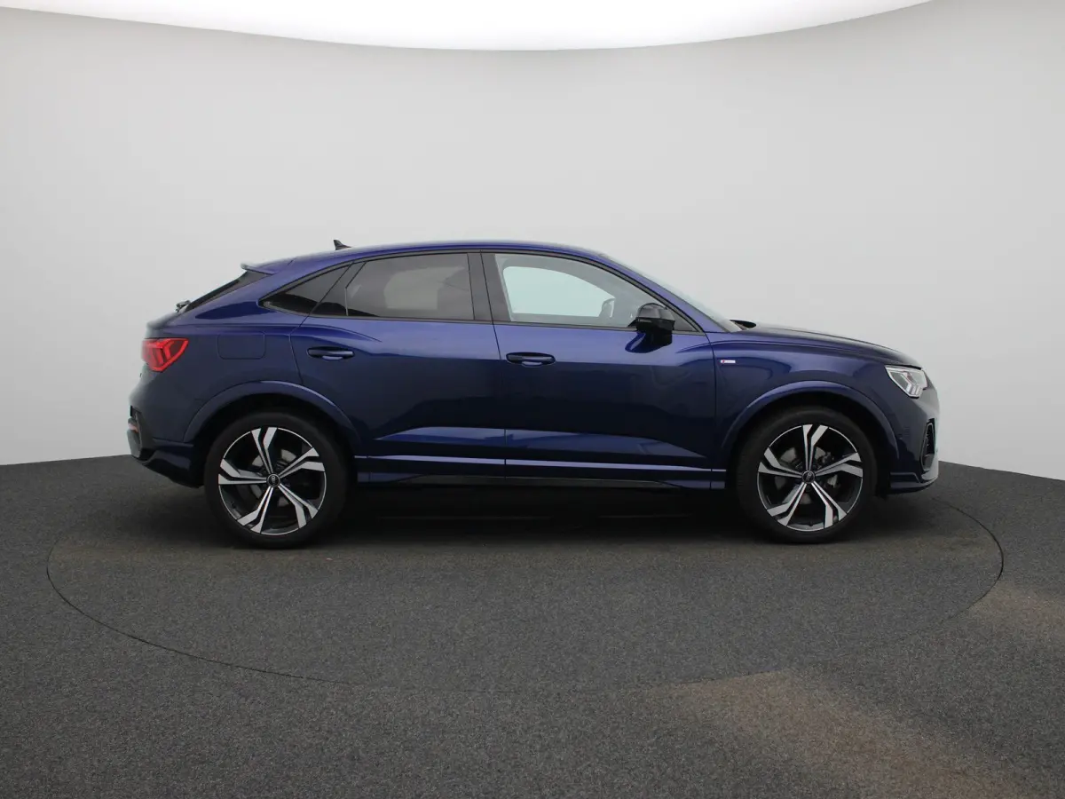 35 TFSI S Edition Competition 150 PK | S-line | Automaat | Navigatie | Camera | Adaptive cruise control | Audi sound system | Lichtmetalen velgen 20' | Audi smartphone interface |