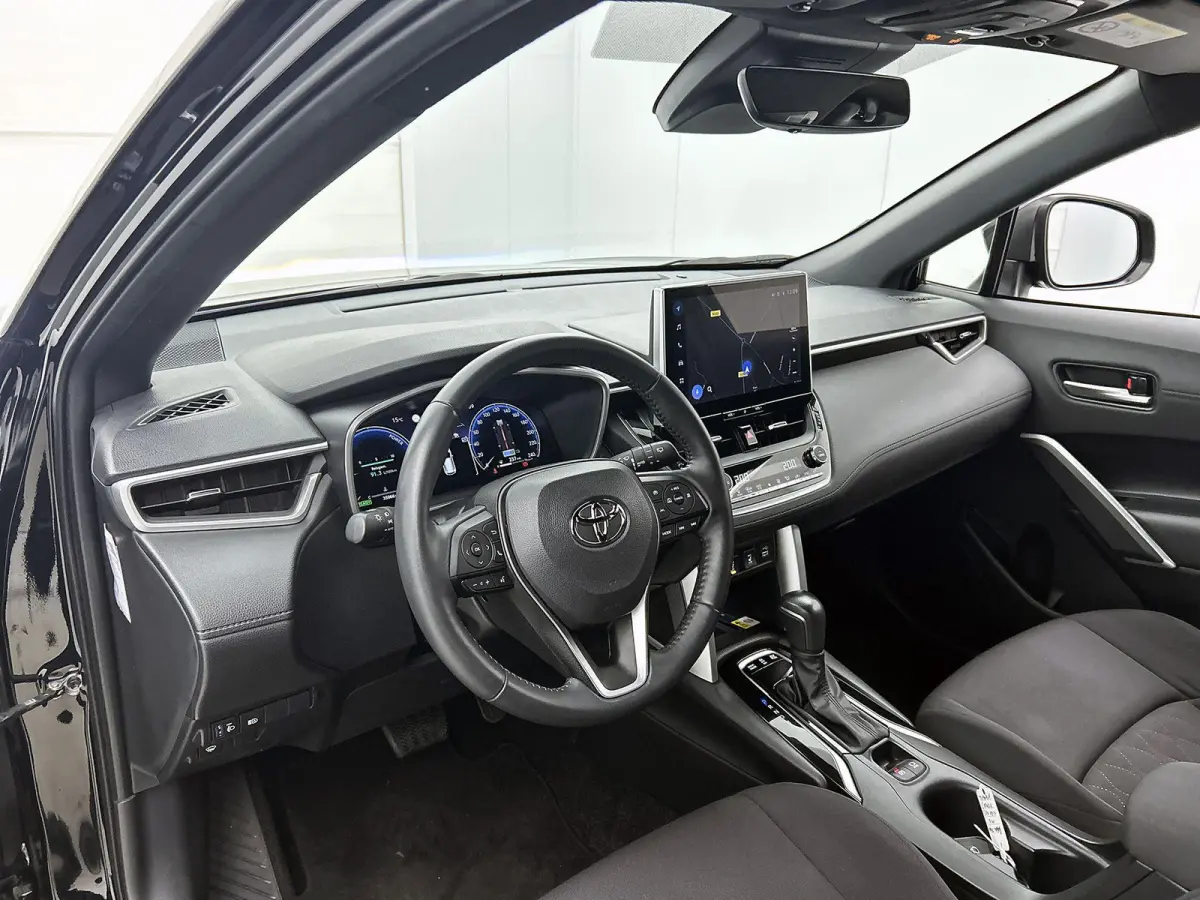 Hybrid 140 Business Plus Automaat | Trekhaak | Winterpakket | Navi | LMV