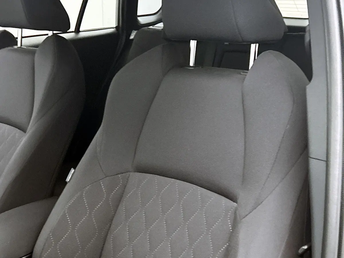 Hybrid 140 Business Plus Automaat | Trekhaak | Winterpakket | Navi | LMV