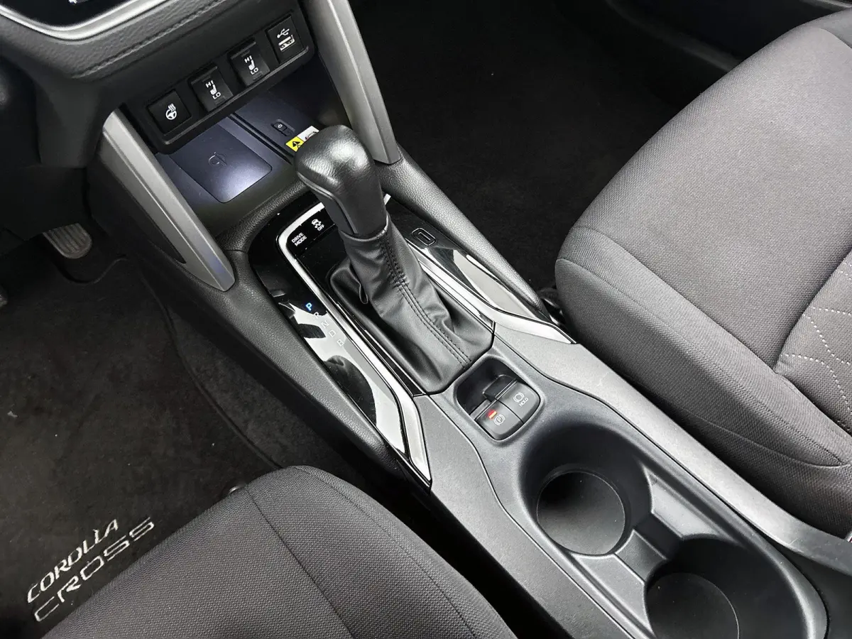 Hybrid 140 Business Plus Automaat | Trekhaak | Winterpakket | Navi | LMV