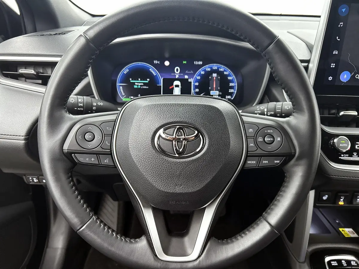 Hybrid 140 Business Plus Automaat | Trekhaak | Winterpakket | Navi | LMV