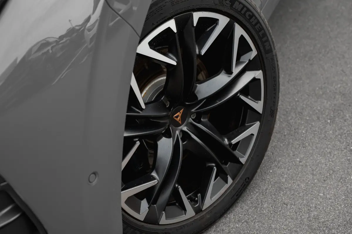 1.5 TSI e-Hybrid 272pk VZ Performance | Adaptief demping systeem | Alcantara bekleding | Apple Carplay/Android Auto|telefoonintegratie premium