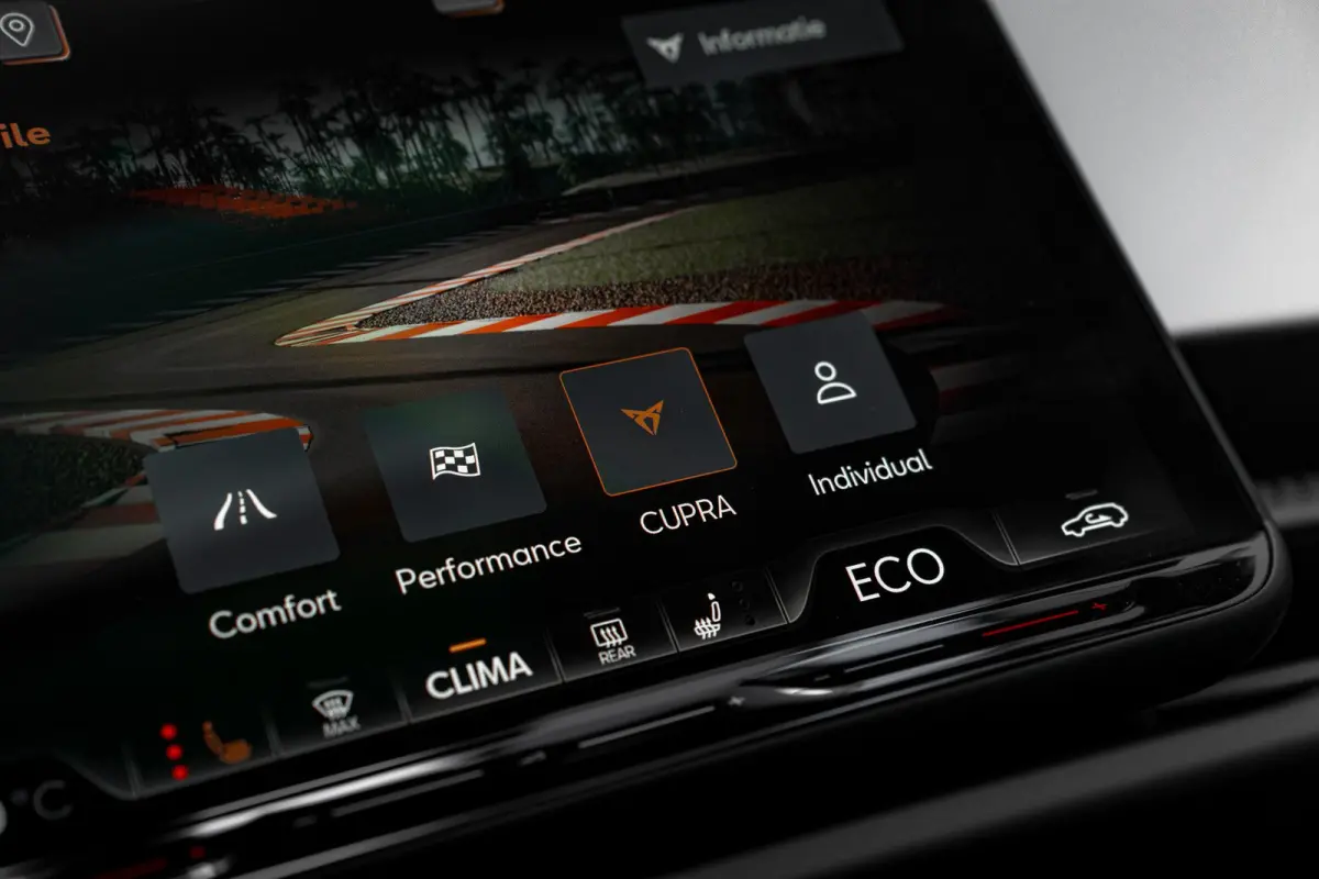 1.5 TSI e-Hybrid 272pk VZ Performance | Adaptief demping systeem | Alcantara bekleding | Apple Carplay/Android Auto|telefoonintegratie premium