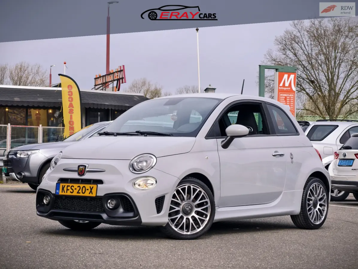 1.4 T-Jet Abarth 595 // 146 PK / SPORTUITVOERING / 17" VELGEN / 2020