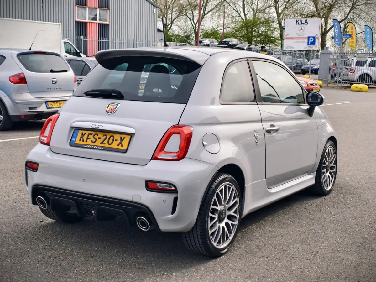 1.4 T-Jet Abarth 595 // 146 PK / SPORTUITVOERING / 17" VELGEN / 2020