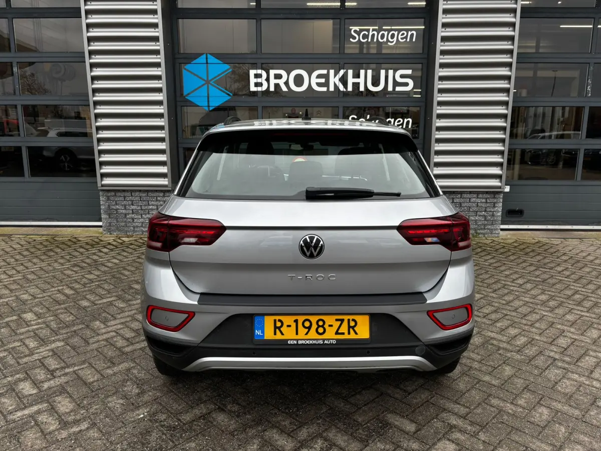 1.0 TSI 110 pk Life | Airco | Parkeersensoren | Apple Carplay |