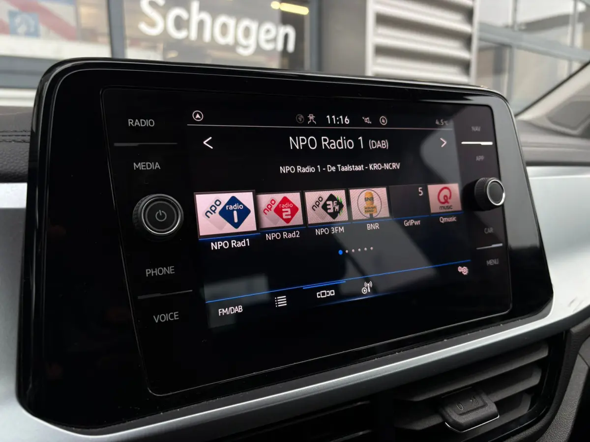 1.0 TSI 110 pk Life | Airco | Parkeersensoren | Apple Carplay |