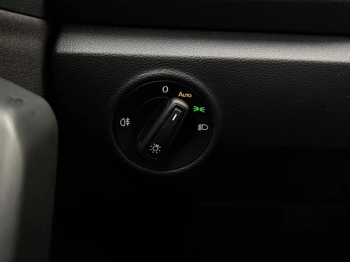 1.0 TSI 110 pk Life | Airco | Parkeersensoren | Apple Carplay |