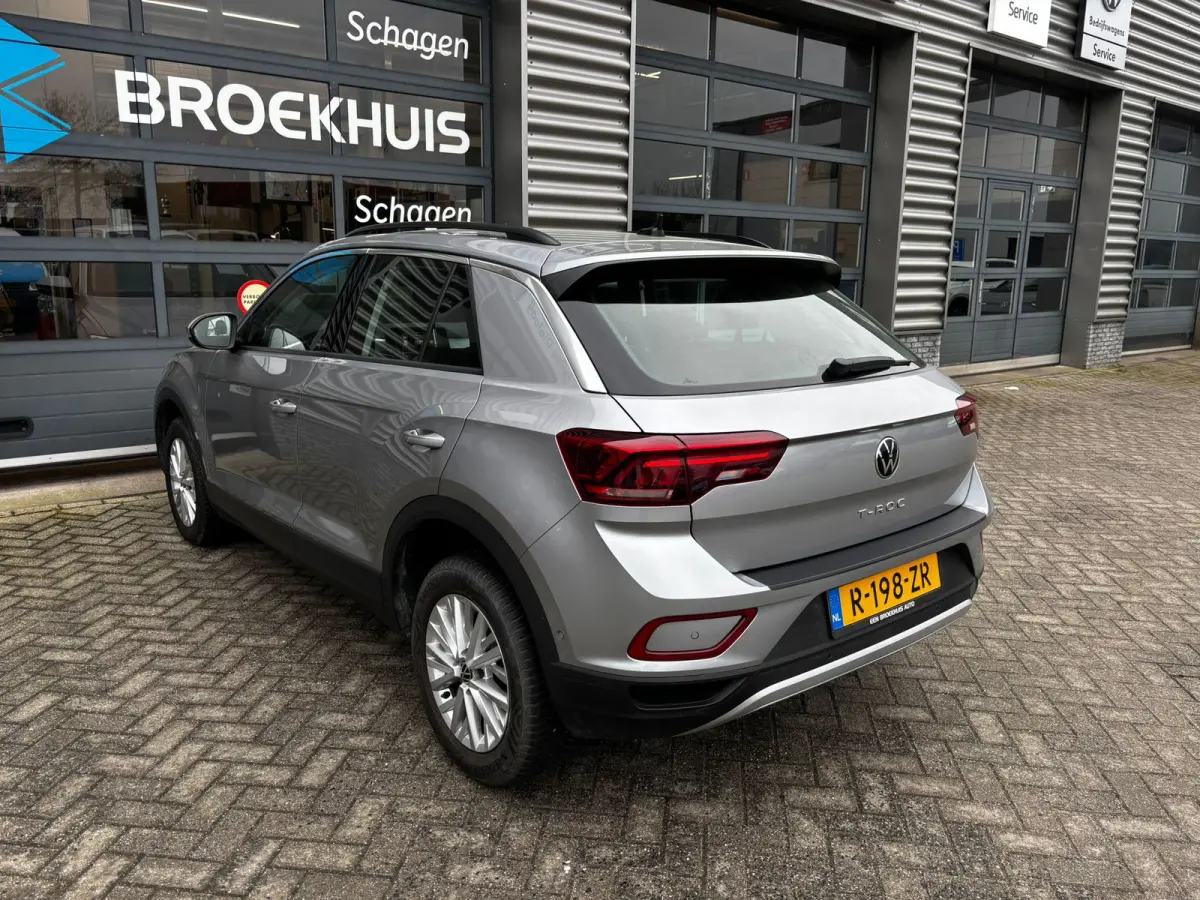 1.0 TSI 110 pk Life | Airco | Parkeersensoren | Apple Carplay |