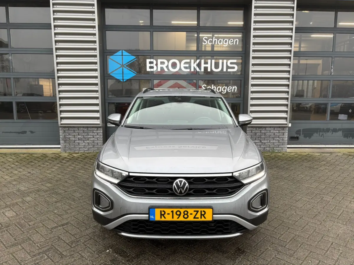 1.0 TSI 110 pk Life | Airco | Parkeersensoren | Apple Carplay |