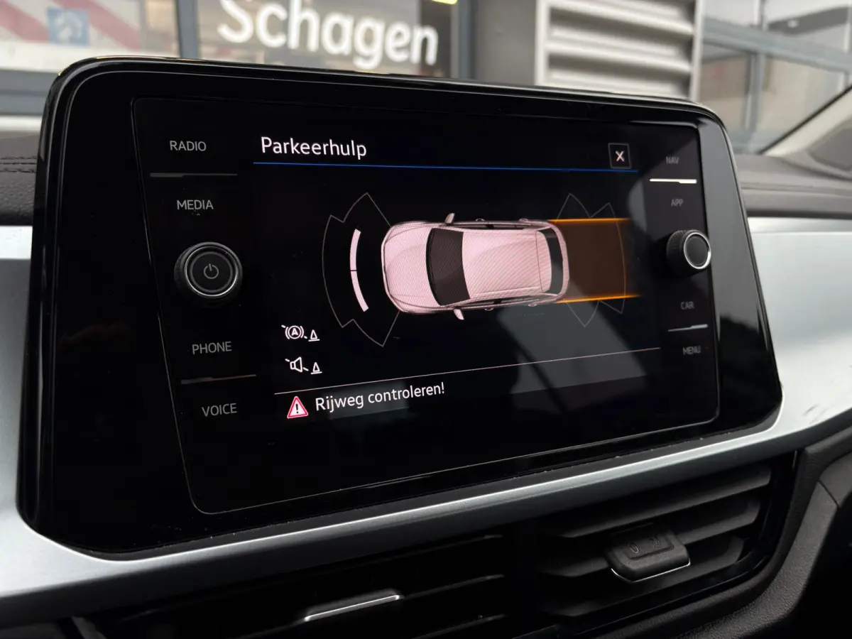1.0 TSI 110 pk Life | Airco | Parkeersensoren | Apple Carplay |