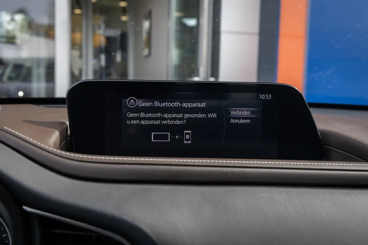 2.0 e-SkyActiv-X M Hybrid Luxury | Head-Up display | BOSE | Camera | Stoel/Stuurverwarming | Leder | Apple Carplay/Android Auto | 18''LM Velgen | Achteruitrijcamera | Apple Carplay/Android A