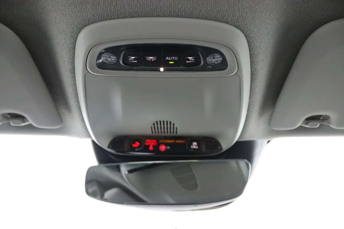 T2 Inscription | Stoel en stuurwielverwarming | Adaptieve Cruise control | Lederen bekleding | Parkeersensoren voor en achter | LED |