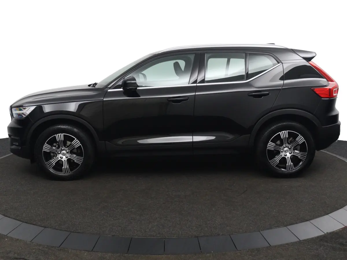 T2 Inscription | Stoel en stuurwielverwarming | Adaptieve Cruise control | Lederen bekleding | Parkeersensoren voor en achter | LED |
