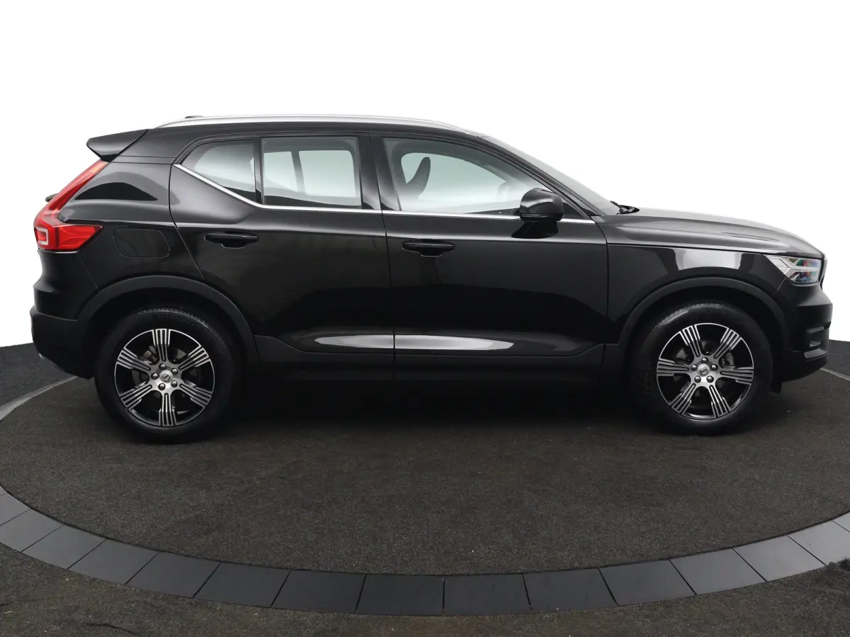 T2 Inscription | Stoel en stuurwielverwarming | Adaptieve Cruise control | Lederen bekleding | Parkeersensoren voor en achter | LED |
