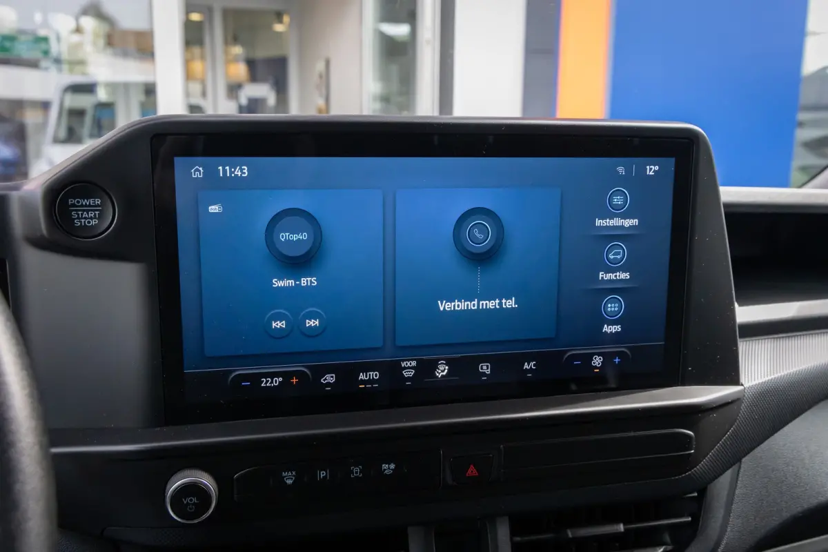 300 2.0 TDCI L2H1 Trend | BPM Vrij | Camera | Laadruimte Bescherming | Apple Carplay/Android Auto | Verwarmbare voorruit | | Apple Carplay/Android Auto|telefoonintegratie premium | Bestuurde