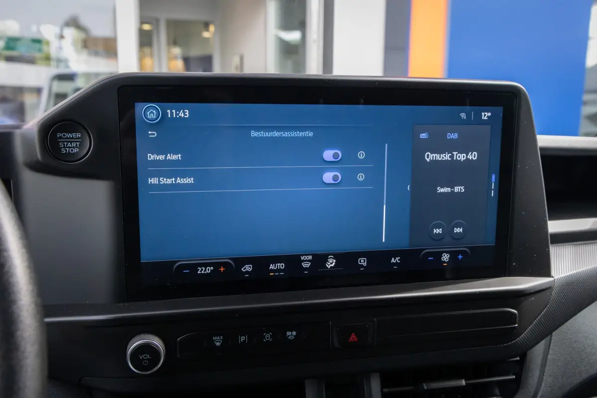 300 2.0 TDCI L2H1 Trend | BPM Vrij | Camera | Laadruimte Bescherming | Apple Carplay/Android Auto | Verwarmbare voorruit | | Apple Carplay/Android Auto|telefoonintegratie premium | Bestuurde