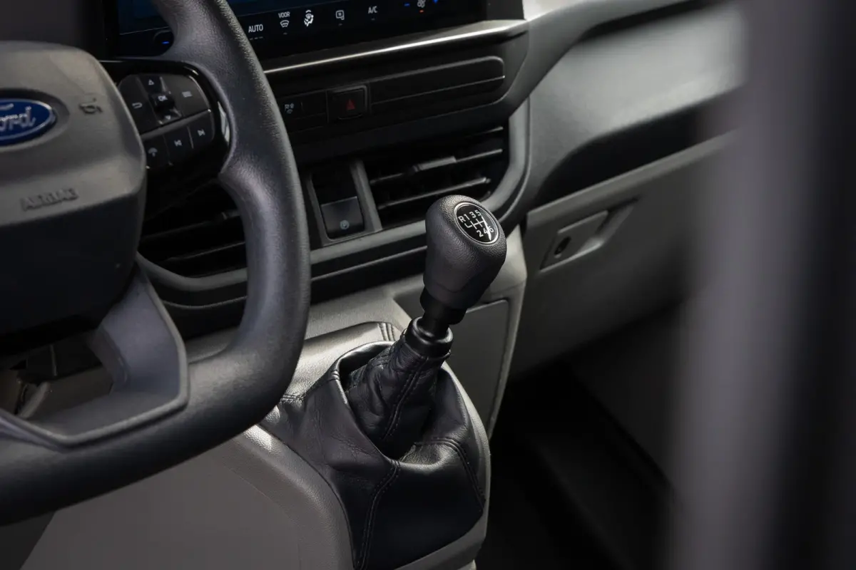 300 2.0 TDCI L2H1 Trend | BPM Vrij | Camera | Laadruimte Bescherming | Apple Carplay/Android Auto | Verwarmbare voorruit | | Apple Carplay/Android Auto|telefoonintegratie premium | Bestuurde