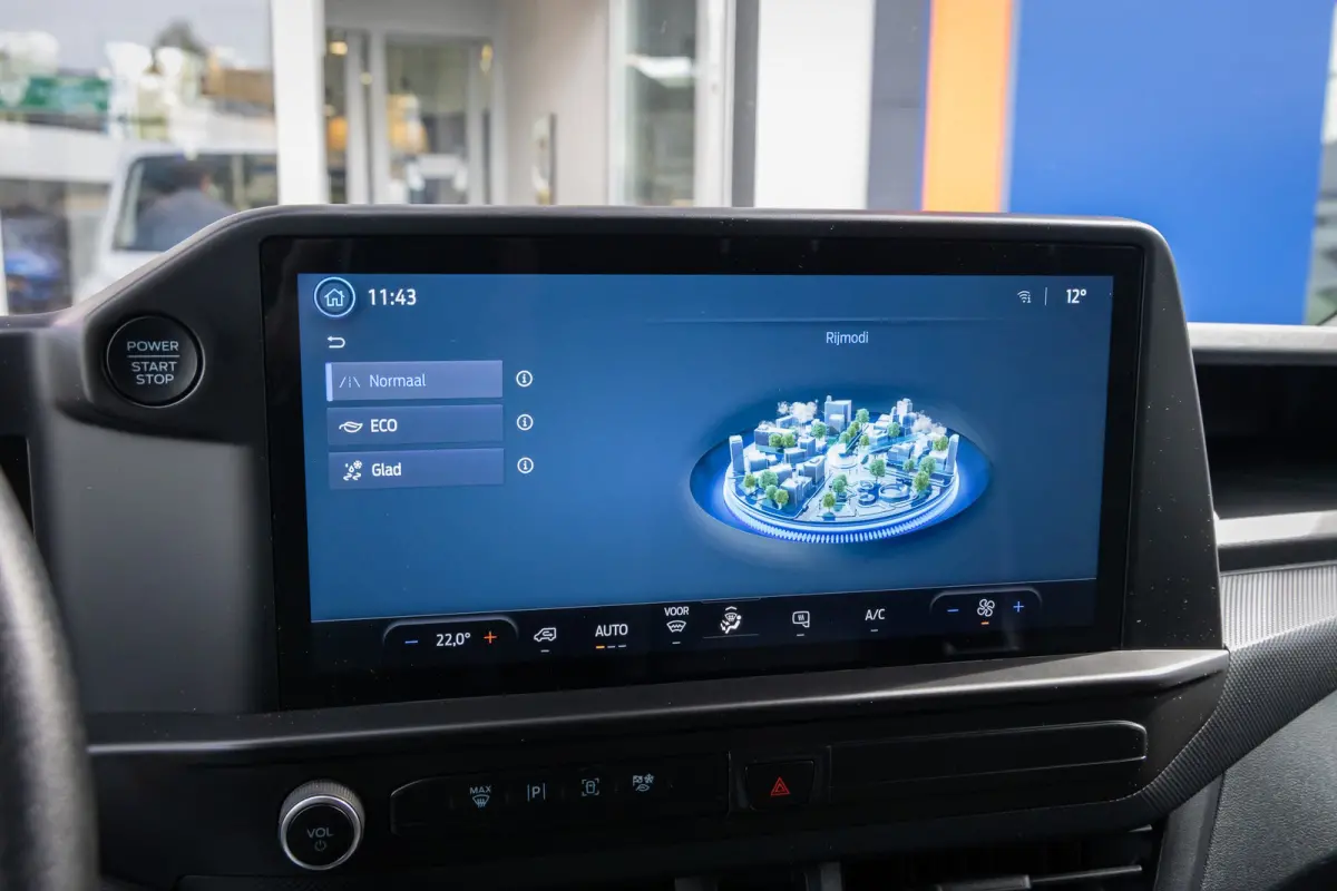 300 2.0 TDCI L2H1 Trend | BPM Vrij | Camera | Laadruimte Bescherming | Apple Carplay/Android Auto | Verwarmbare voorruit | | Apple Carplay/Android Auto|telefoonintegratie premium | Bestuurde