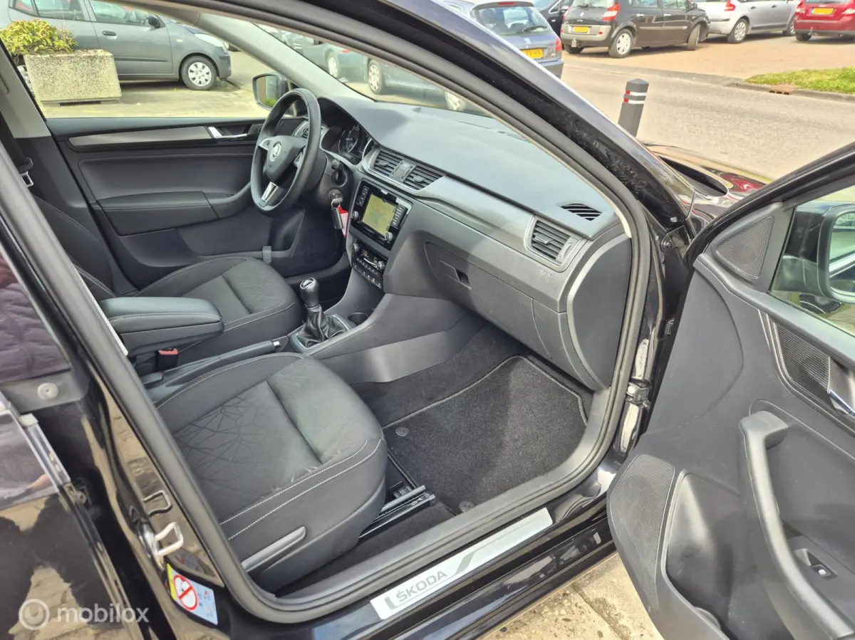 1.0 TSI Clever, Trekhaak, Carplay, NAP