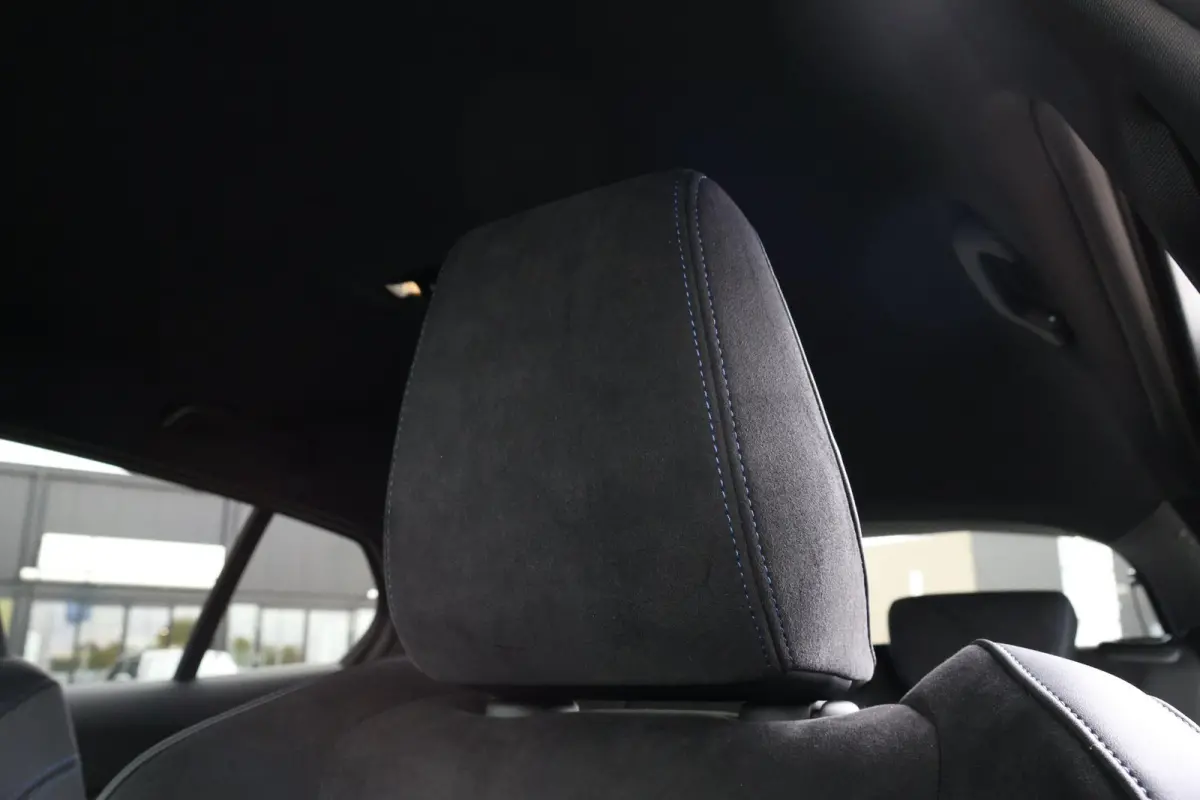 120 M Sport Design Edition M Sportpakket/ Stuurwielrand verwarmd/ Achteruitrijcamera/ Getint Glas/ Sportstoelen/ Driving Assistant