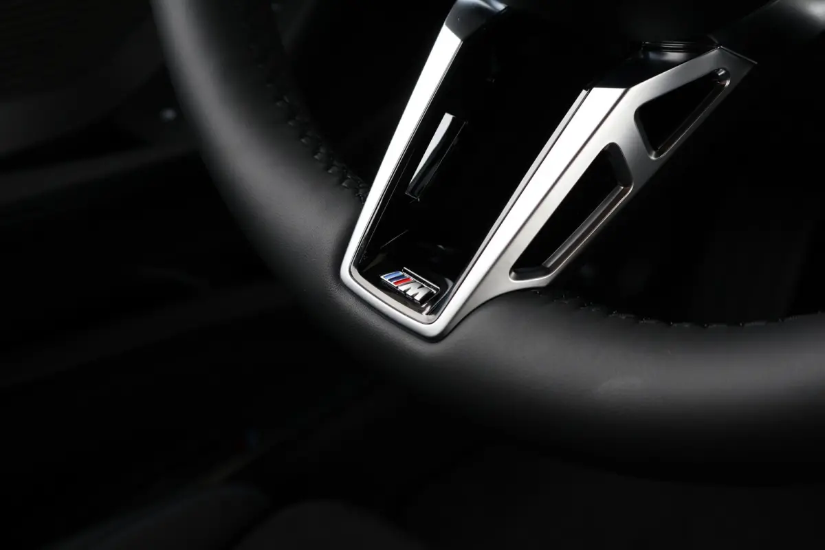 120 M Sport Design Edition M Sportpakket/ Stuurwielrand verwarmd/ Achteruitrijcamera/ Getint Glas/ Sportstoelen/ Driving Assistant
