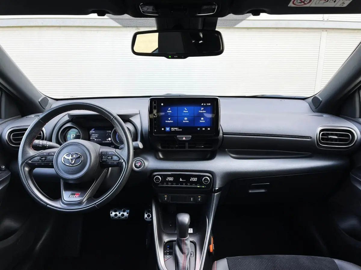 1.5 Hybrid 115pk AUT Sport | Navigatie | Stoelverwarming | Apple Carplay/Android Auto